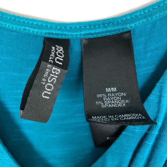 ✨Bisou Bisou Ruffled Tank Top✨ - Picture 4 of 4